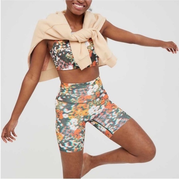 aerie Pants - Offline By Aerie Goals 3D 7” inseam high waisted Biker Shorts